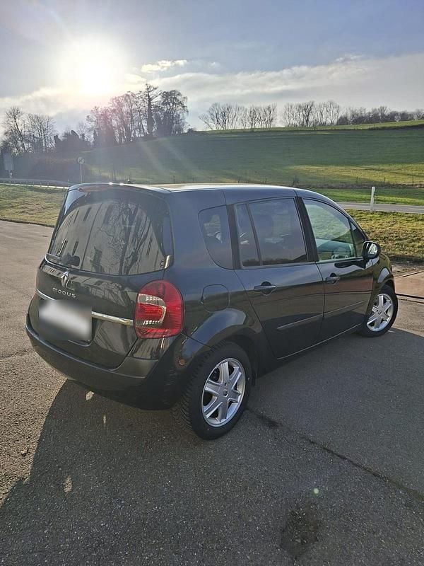 Gebraucht Renault Clio II 90 PS (66 kW) 2008 Schwarz Limousine