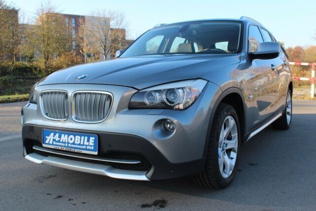 Grau metallic Gebraucht 2012 BMW X1 xLine SUV | 13.899 € (Etwas zu teuer) - Bild 1/4