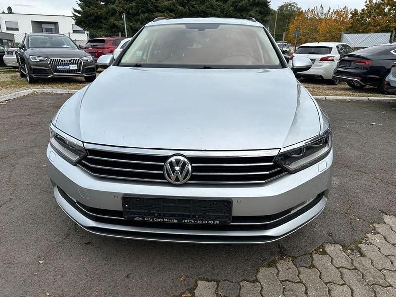 Gebraucht VW Passat 120 PS (88 kW) 2016 Silber Limousine