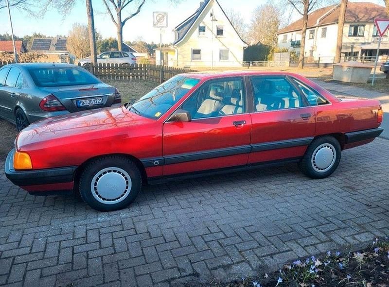 Second-hand Audi 100 90 CP (66 kW) 1989 Roșu Berlinǎ