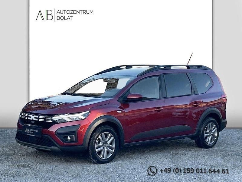 Braun Gebraucht 2023 Dacia Jogger Expression Van / Kleinbus | 17.500 € (Guter Preis) - Bild 1/4