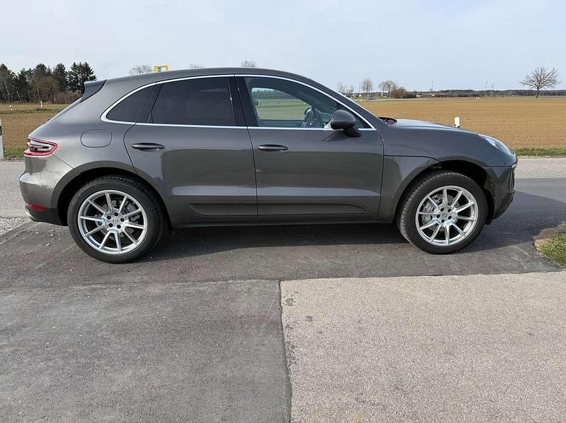 Gebraucht Porsche Macan S 258 PS (189 kW) 2014 Grau SUV