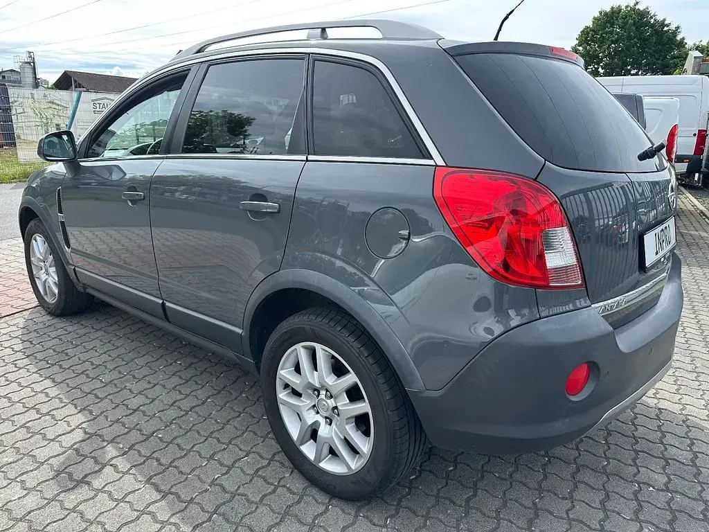 Occasion Opel Antara Design Edition 163 ch (119 kW) 2011 Gris SUV