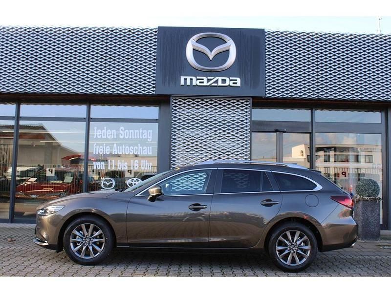 Gebraucht Mazda 6 Center-Line 145 PS (106 kW) 2022 Obsidiangrau metallic Kombi
