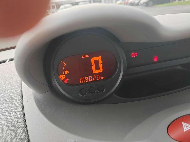 Gebraucht Renault Twingo Authentique 58 PS (42 kW) 2008 Kleinwagen