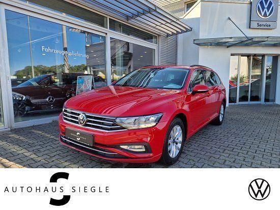 Rot Gebraucht 2021 VW Passat Business Kombi | 17.880 € (Guter Preis) - Bild 1/4