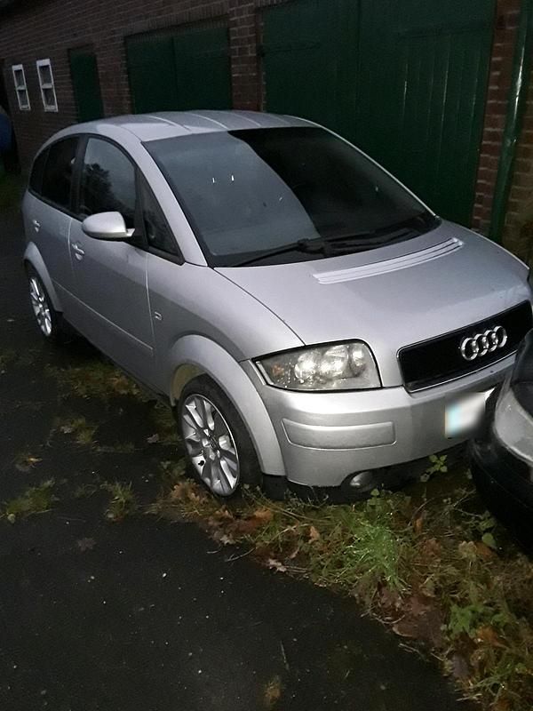 Gebraucht Audi A2 75 PS (55 kW) 2002 Silber Kleinwagen