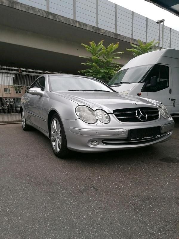 Silber Gebraucht 2004 Mercedes CLK200 Coupé | 4.999 € (Superpreis) - Bild 1/4