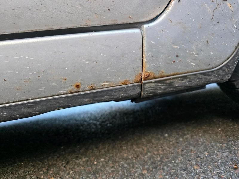 Gebraucht Ford Focus 80 PS (58 kW) 2010 Silber Kleinwagen