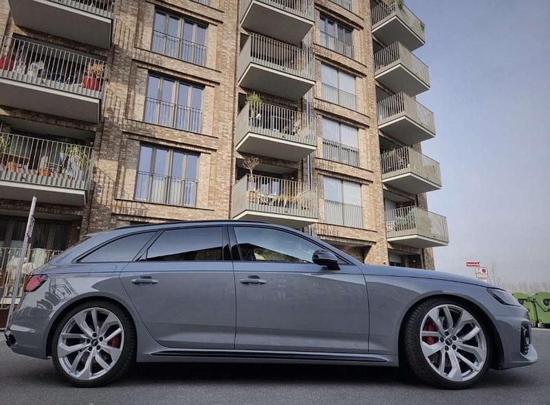 Second-hand Audi RS4 450 CP (330 kW) 2021 Gri Break