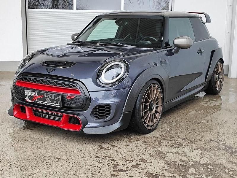 Gebraucht Mini John Cooper Works 306 PS (225 kW) 2020 Racing grey metallic Kleinwagen