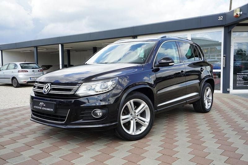 Schwarz Gebraucht 2016 VW Tiguan R-line SUV | 15.450 € (Guter Preis) - Bild 1/4