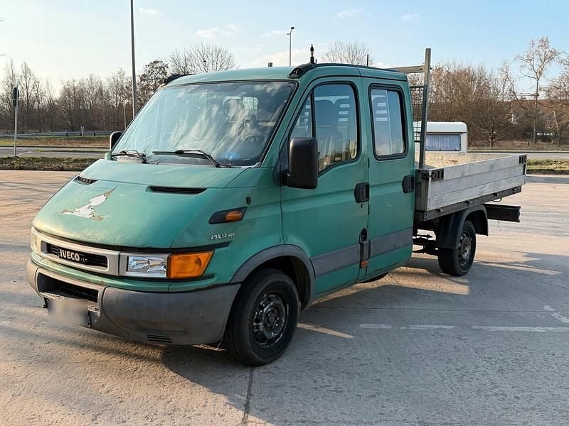 Gebraucht Iveco Daily 116 PS (85 kW) 2004 Grün Limousine