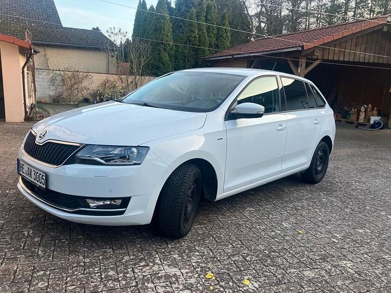 Gebraucht Skoda Rapid Clever 110 PS (80 kW) 2018 Weiß Kleinwagen