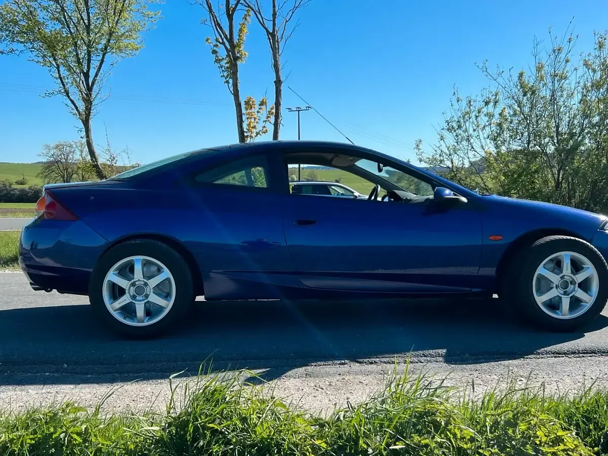 Usado Ford Cougar 130 HP (95 kW) 2000 Azul Coupé