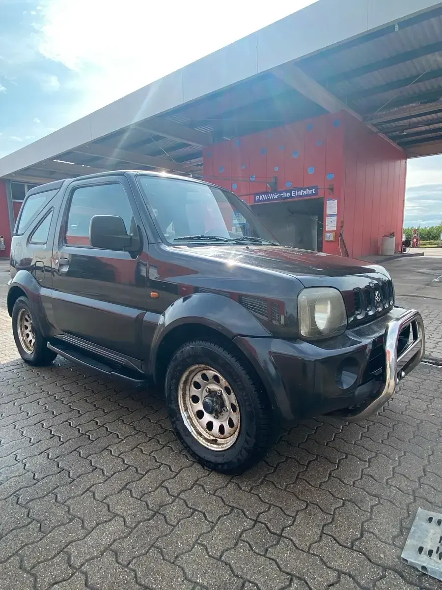 Gebraucht Suzuki Jimny 86 PS (63 kW) 2000 Schwarz SUV