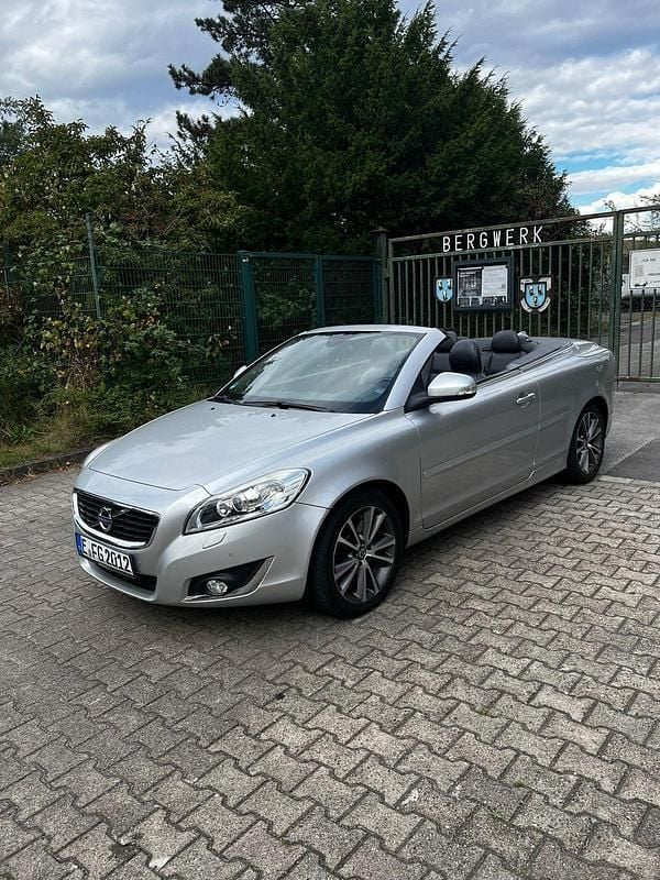 Silber Gebraucht 2011 Volvo C70 Cabrio | 7.200 € - Bild 1/4