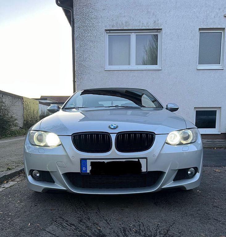 Silber Gebraucht 2008 BMW 325 Cabriolet Sport Line Cabrio | 8.599 € (Superpreis) - Bild 1/4