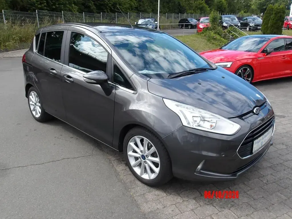Gebraucht Ford B-MAX Titanium 125 PS (91 kW) 2017 Grau Van / Kleinbus