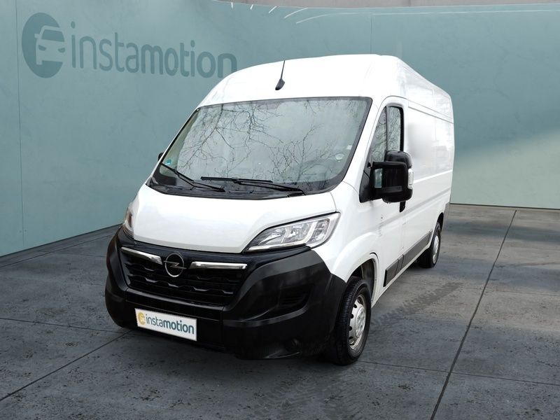 Weiß Gebraucht 2023 Opel Movano Edition Van | 27.340 € (Fairer Preis) - Bild 1/4