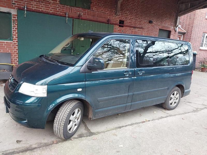 Grün Gebraucht 2004 VW Multivan Van | 10.499 € (Teuer) - Bild 1/4