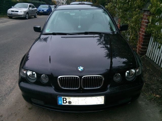 Gebraucht BMW 316 Compact 158 PS (116 kW) 2001 Schwarz metallic Kleinwagen