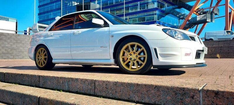Weiß Gebraucht 2005 Subaru Impreza Limousine | 23.500 € (Superpreis) - Bild 1/4
