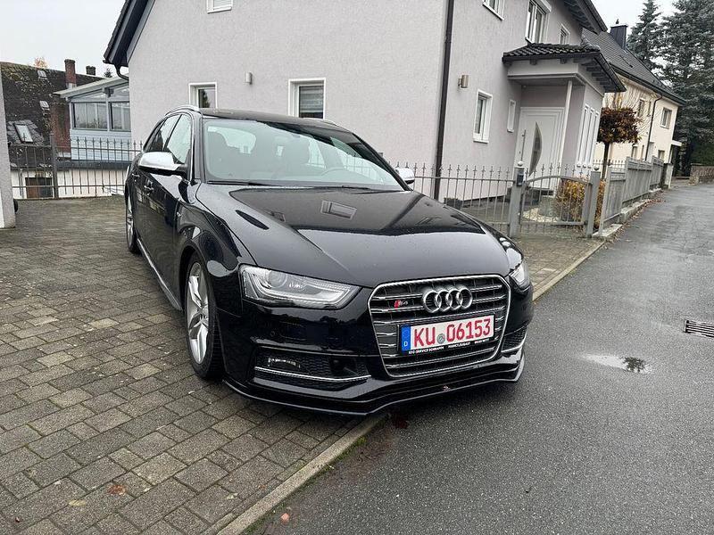 Schwarz Gebraucht 2012 Audi S4 Comfort Kombi | 19.999 € (Fairer Preis) - Bild 1/4