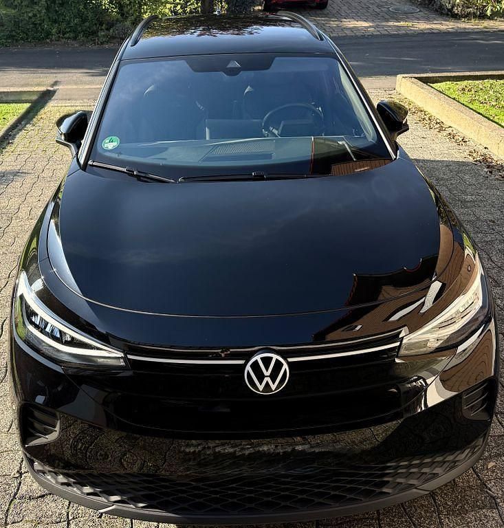 Schwarz Gebraucht 2024 VW ID.4 Pro SUV | 37.500 € (Guter Preis) - Bild 1/4