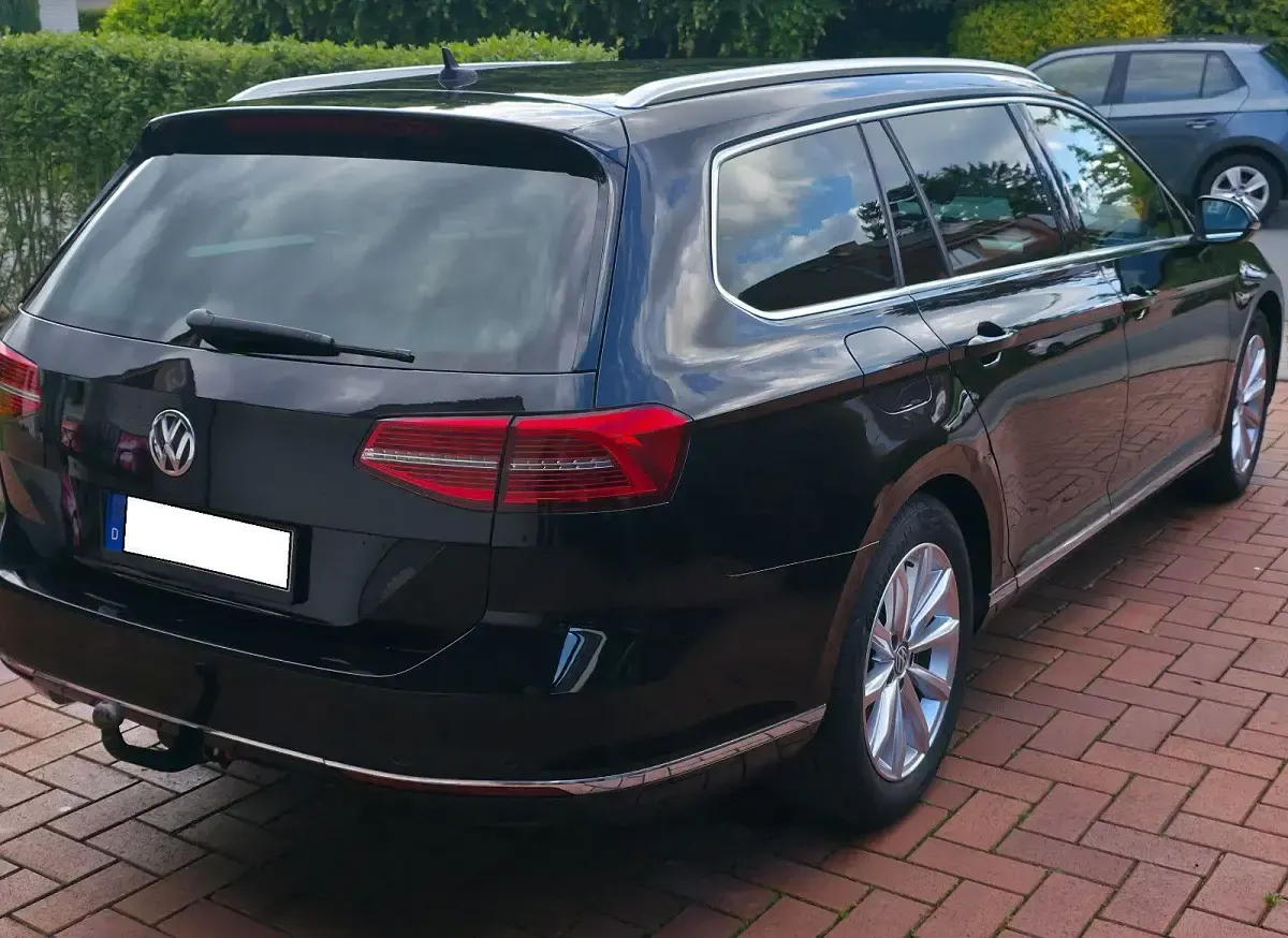 Gebraucht VW Passat 150 PS (110 kW) 2015 Schwarz Kombi