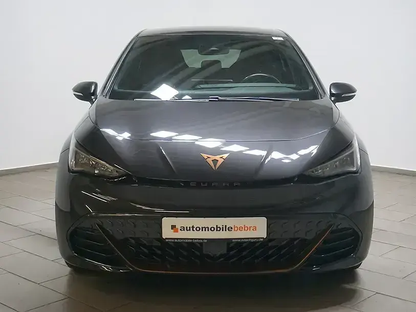 Gebraucht Cupra Born e-Boost 169 kW (231 PS) 2023 Quasargrau Kleinwagen