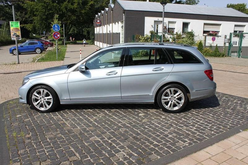 Grau Gebraucht 2014 Mercedes C220 Avantgarde Kombi | 11.500 € (Superpreis) - Bild 1/4