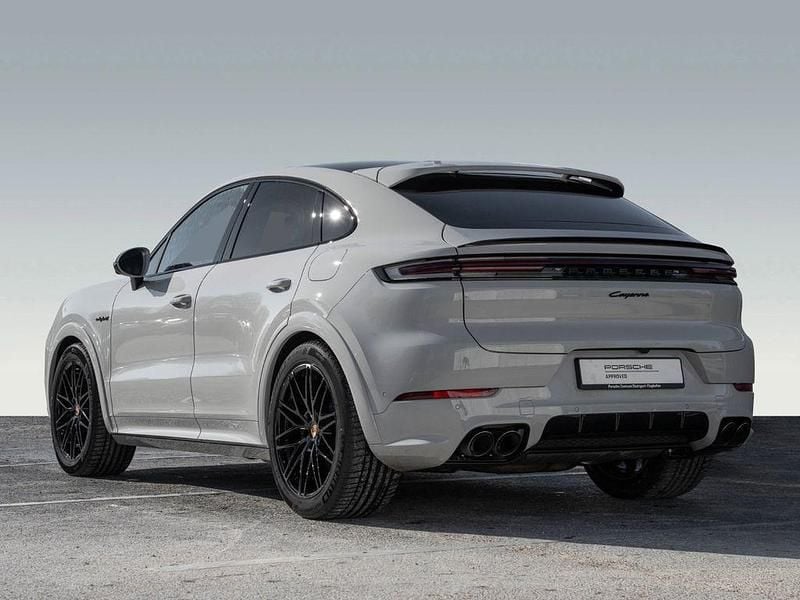 Gebraucht Porsche Cayenne E-Hybrid Coupe 470 PS (345 kW) 2025 Weiß Coupé