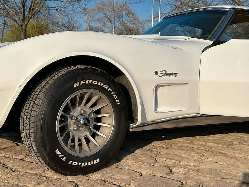 Gebraucht Corvette C3 180 PS (132 kW) 1976 Weiß Coupé