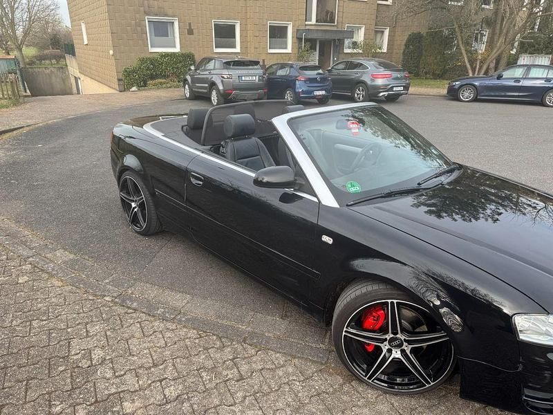 Schwarz Gebraucht 2006 Audi Cabriolet Performance Cabrio | 11.000 € - Bild 1/4