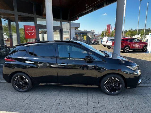 Gebraucht Nissan Leaf N-Connecta 110 kW (150 PS) 2024 Black (m) Kleinwagen