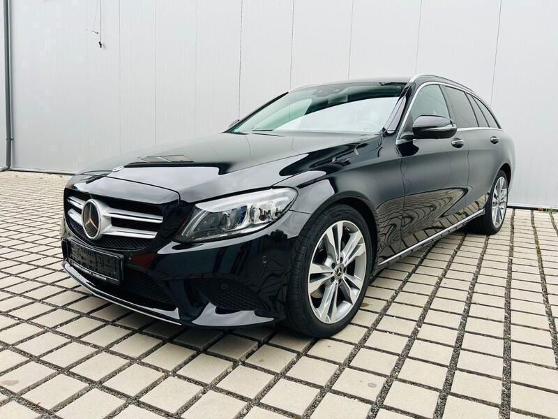 Schwarz Gebraucht 2019 Mercedes C220 Avantgarde Kombi | 23.990 € (Etwas zu teuer) - Bild 1/4