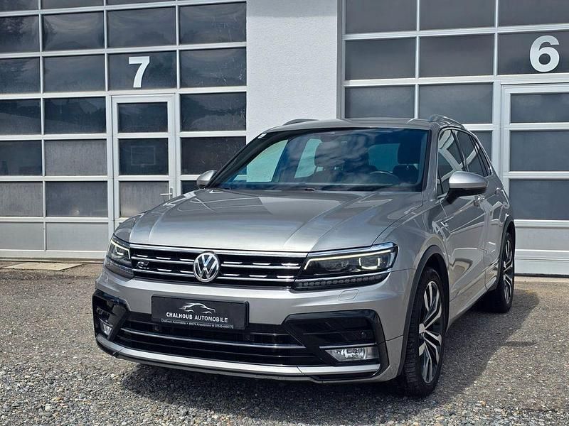 Tungsten silver metallic Gebraucht 2017 VW Tiguan Highline SUV | 18.799 € (Teuer) - Bild 1/4