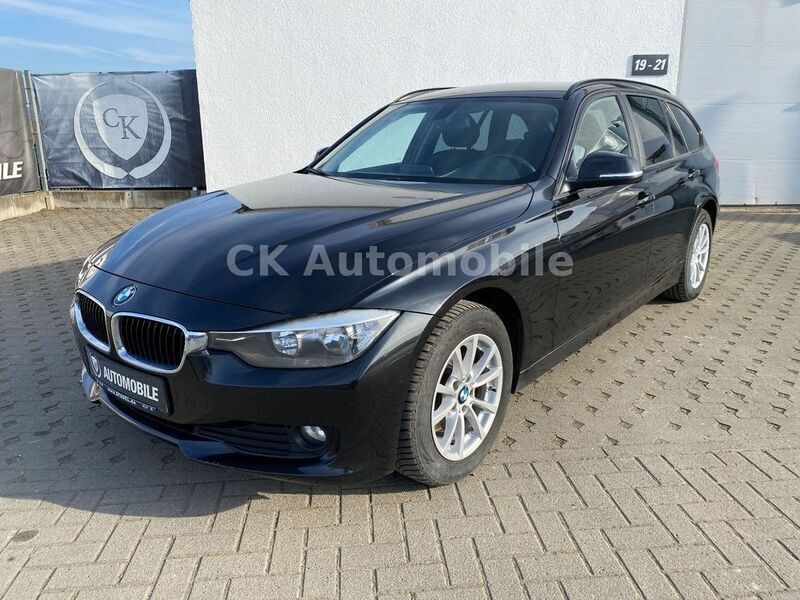 Schwarz Gebraucht 2015 BMW 320 Kombi | 6.900 € (Guter Preis) - Bild 1/4