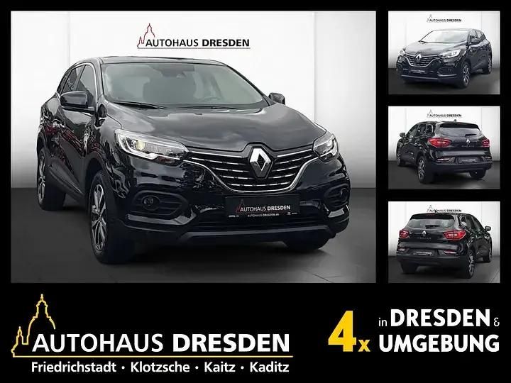Sternenschwarz Gebraucht 2022 Renault Kadjar Business SUV | 19.980 € (Fairer Preis) - Bild 1/4