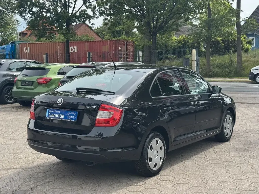 Gebraucht Skoda Rapid Ambition 86 PS (63 kW) 2013 Cerna magic/black magic Kleinwagen