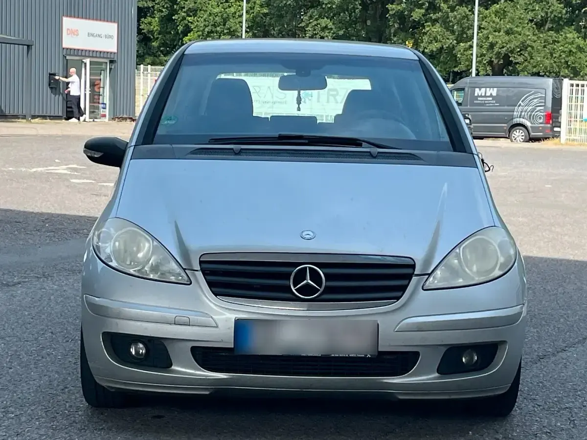 Gebraucht Mercedes A180 109 PS (80 kW) 2007 Silber Kleinwagen