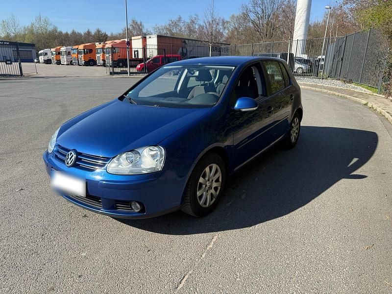 Gebraucht VW Golf V 102 PS (75 kW) 2005 Blau Kleinwagen