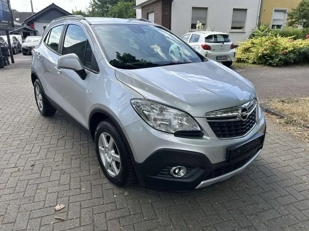Gebraucht Opel Mokka Edition 131 PS (96 kW) 2013 Argon silber/ice silver (m2) SUV