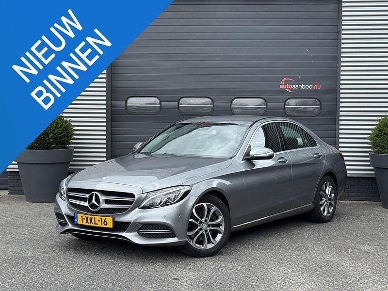 Grau Gebraucht 2014 Mercedes C220 Ambition Limousine | 11.490 € (Fairer Preis) - Bild 1/4