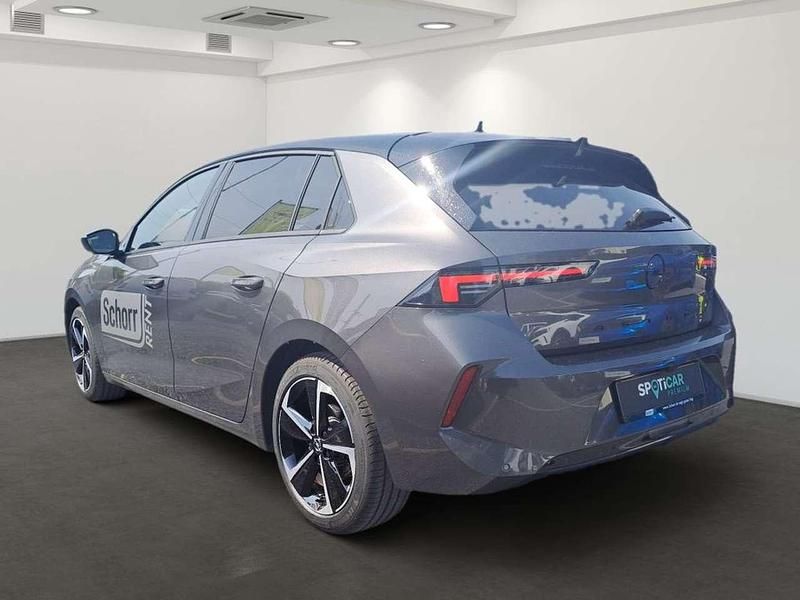 Gebraucht Opel Astra 131 PS (96 kW) 2025 Vulkan grau Limousine