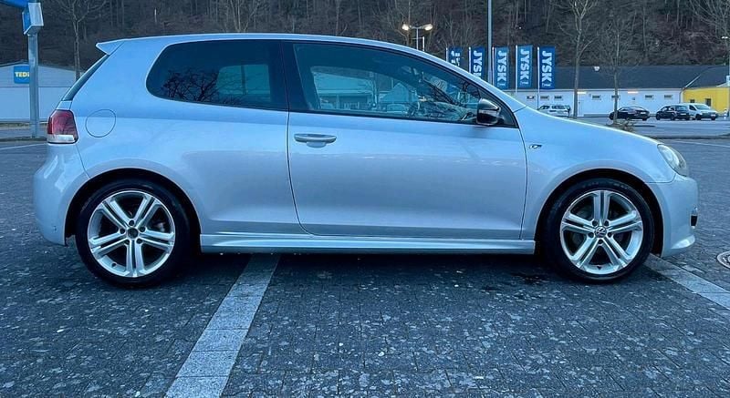 Gebraucht VW Golf VI R-line 140 PS (102 kW) 2011 Silber Kleinwagen