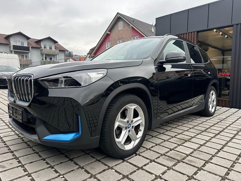 Gebraucht BMW iX1 Performance 230 kW (313 PS) 2022 Schwarz SUV