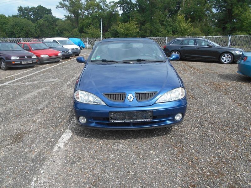 Blau Gebraucht 1999 Renault Mégane Cabriolet Dynamique Cabrio | 1.500 € (Guter Preis) - Bild 1/4