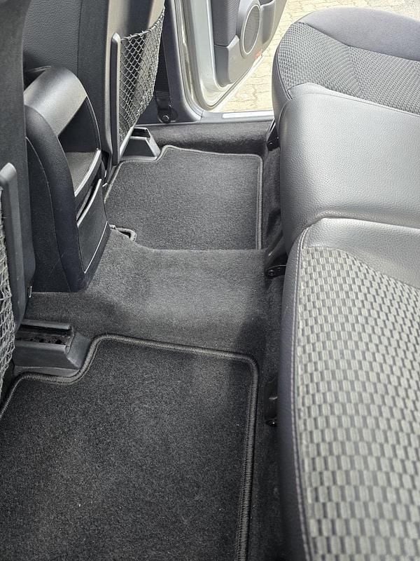 Gebraucht Mercedes B160 95 PS (69 kW) 2010 Silber Van / Kleinbus